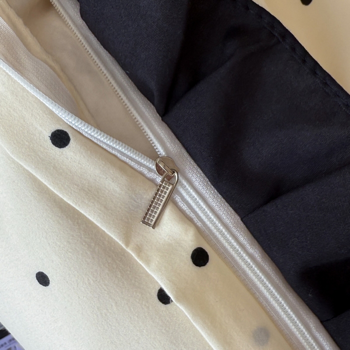 91家纺网 家纺一手货源 找家纺 晚爱家纺（原晚安家居） 2026新款法式花边水洗棉四件套赫本风韩版针织云朵棉三件套 法式风-黑色波点