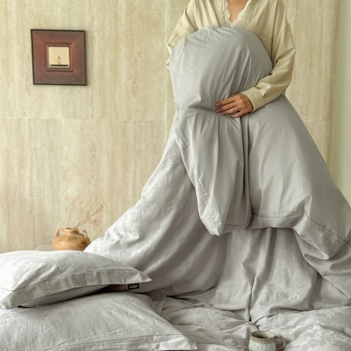 91家纺网 家纺一手货源 找家纺 莱豫家纺 2026春夏新款长绒棉全棉纯棉水洗浮雕提花四件套 格兰斯