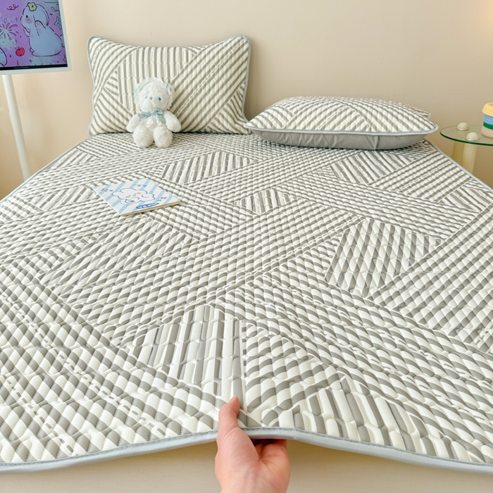 91家纺网 家纺一手货源 找家纺 （总）柒月家居 2026新款凉感丝小清新乳胶凉席