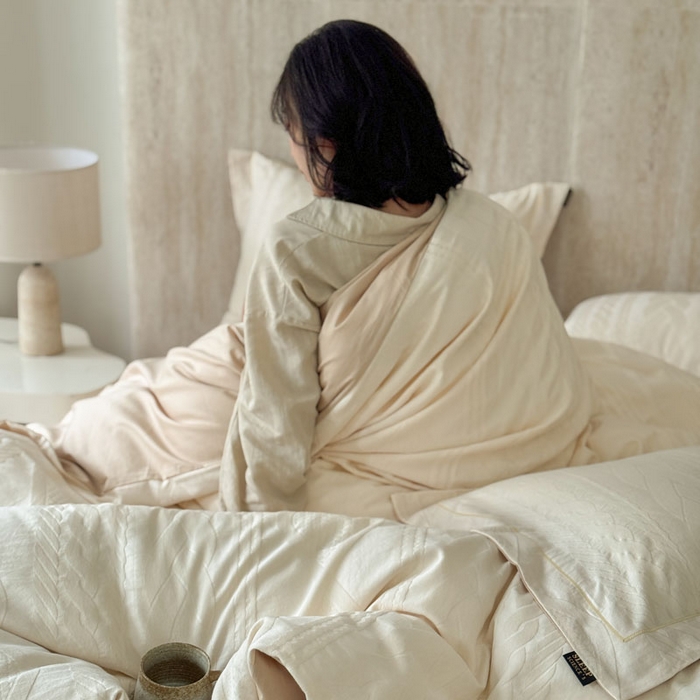 91家纺网 家纺一手货源 找家纺 莱豫家纺 2026春夏新款长绒棉全棉纯棉水洗浮雕提花四件套 简意