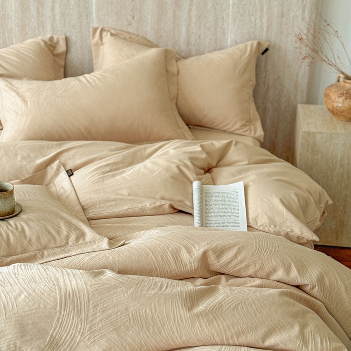 91家纺网 家纺一手货源 找家纺 莱豫家纺 2026春夏新款长绒棉全棉纯棉水洗浮雕提花四件套 罗熙