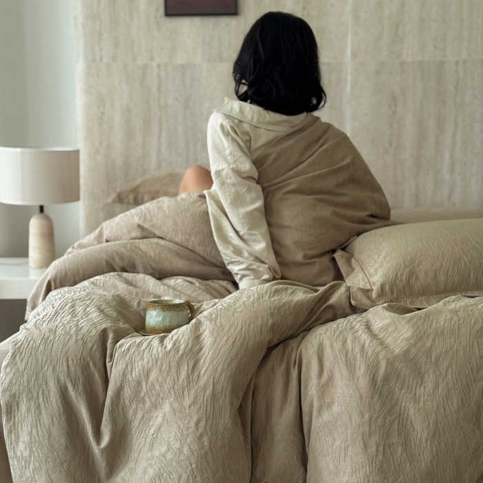 91家纺网 家纺一手货源 找家纺 莱豫家纺 2026春夏新款长绒棉全棉纯棉水洗浮雕提花四件套 魅奇