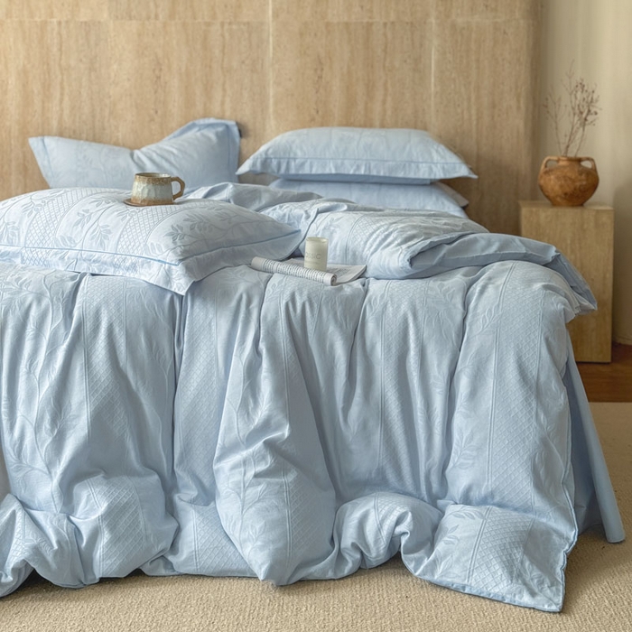 91家纺网 家纺一手货源 找家纺 莱豫家纺 2026春夏新款长绒棉全棉纯棉水洗浮雕提花四件套 娜蓝