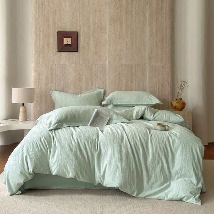 91家纺网 家纺一手货源 找家纺 莱豫家纺 2026春夏新款长绒棉全棉纯棉水洗浮雕提花四件套 佩里水绿