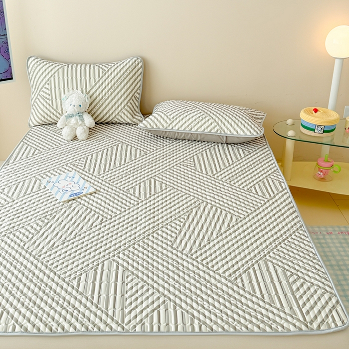 91家纺网 家纺一手货源 找家纺 柒月家居 2026新款凉感丝小清新乳胶凉席 格调