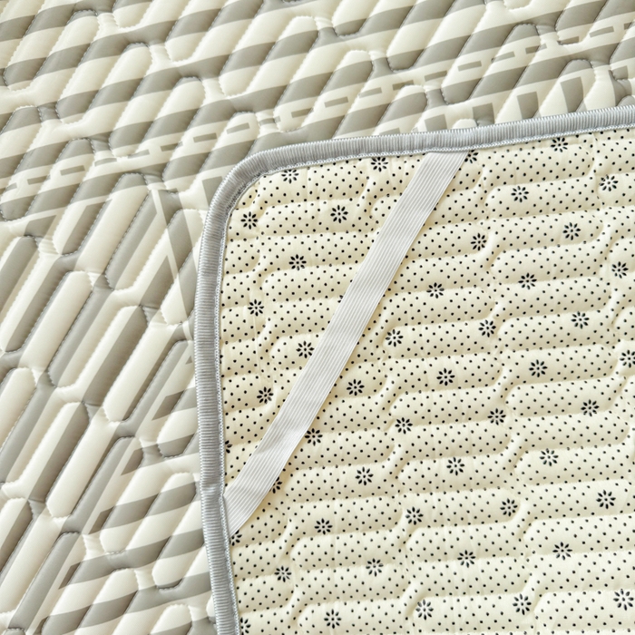 91家纺网 家纺一手货源 找家纺 柒月家居 2026新款凉感丝小清新乳胶凉席 格调