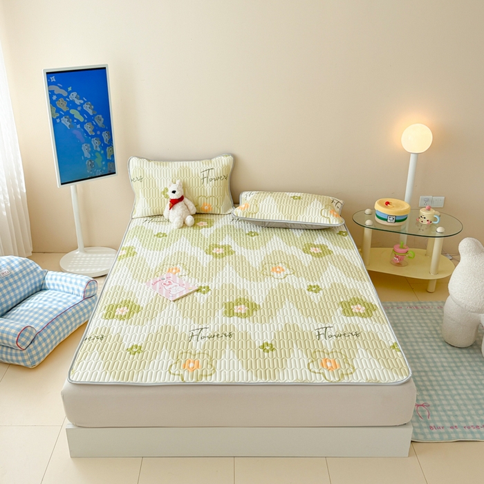 91家纺网 家纺一手货源 找家纺 柒月家居 2026新款凉感丝小清新乳胶凉席 花季