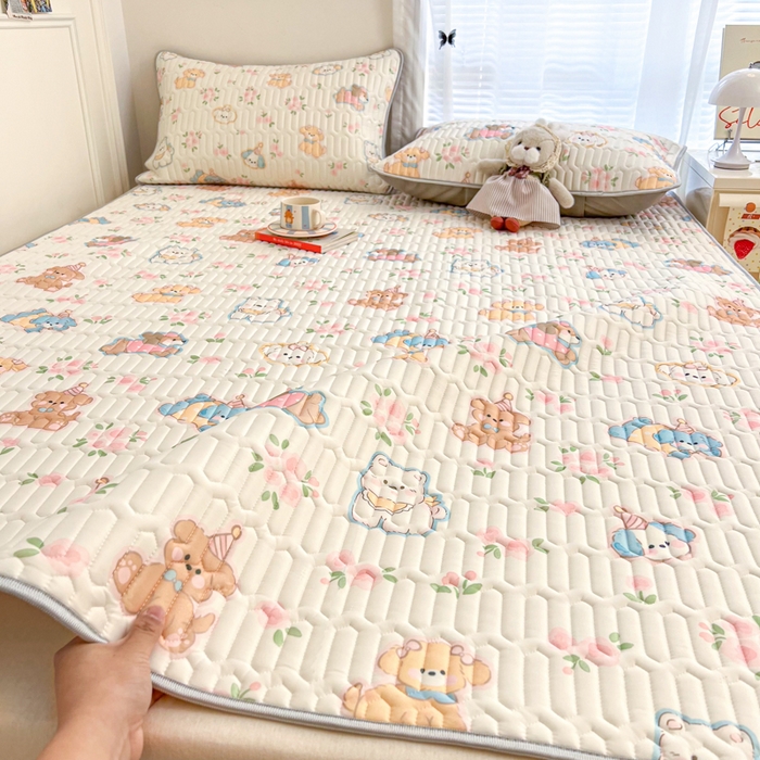 91家纺网 家纺一手货源 找家纺 柒月家居 2026新款凉感丝小清新乳胶凉席 碎花派对