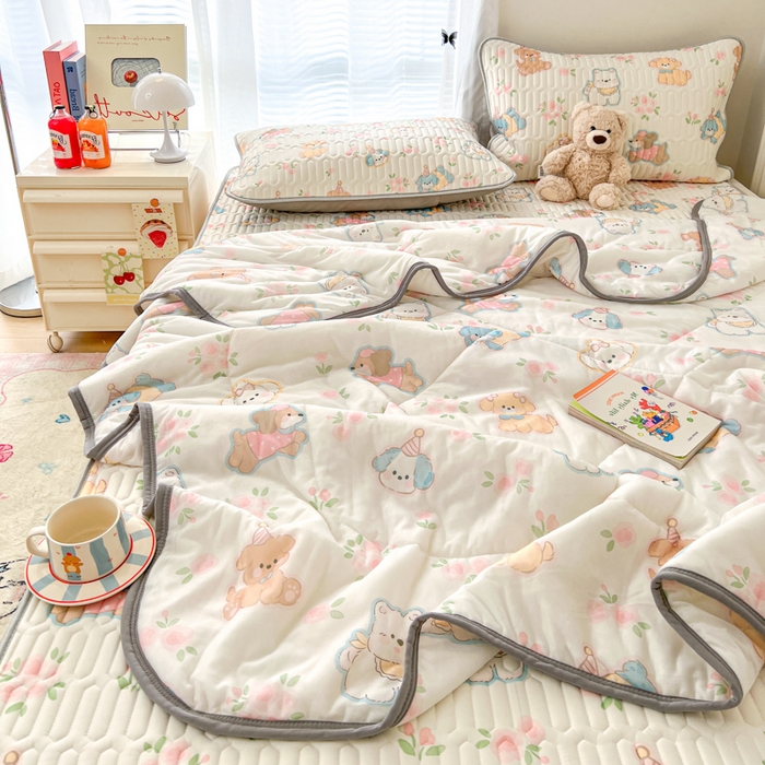 91家纺网 家纺一手货源 找家纺 柒月家居 2026新款凉感丝小清新乳胶凉席 碎花派对