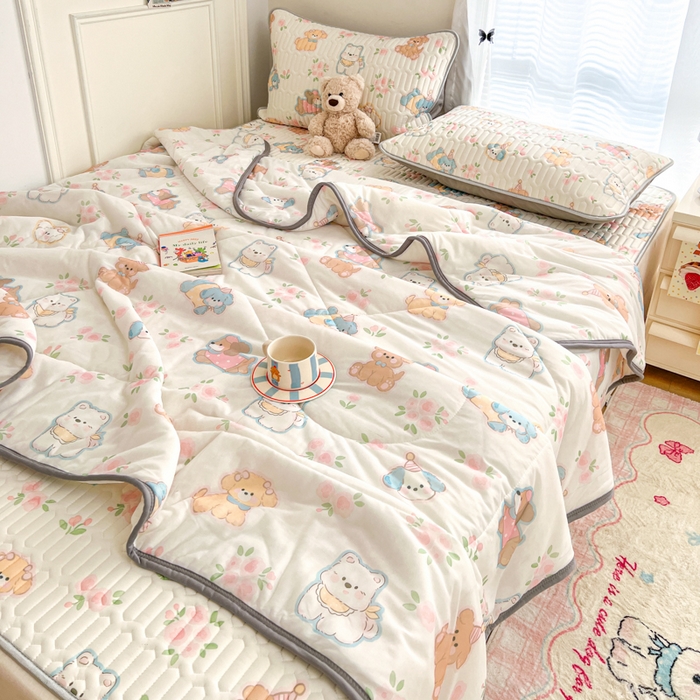 91家纺网 家纺一手货源 找家纺 柒月家居 2026新款凉感丝小清新乳胶凉席 碎花派对