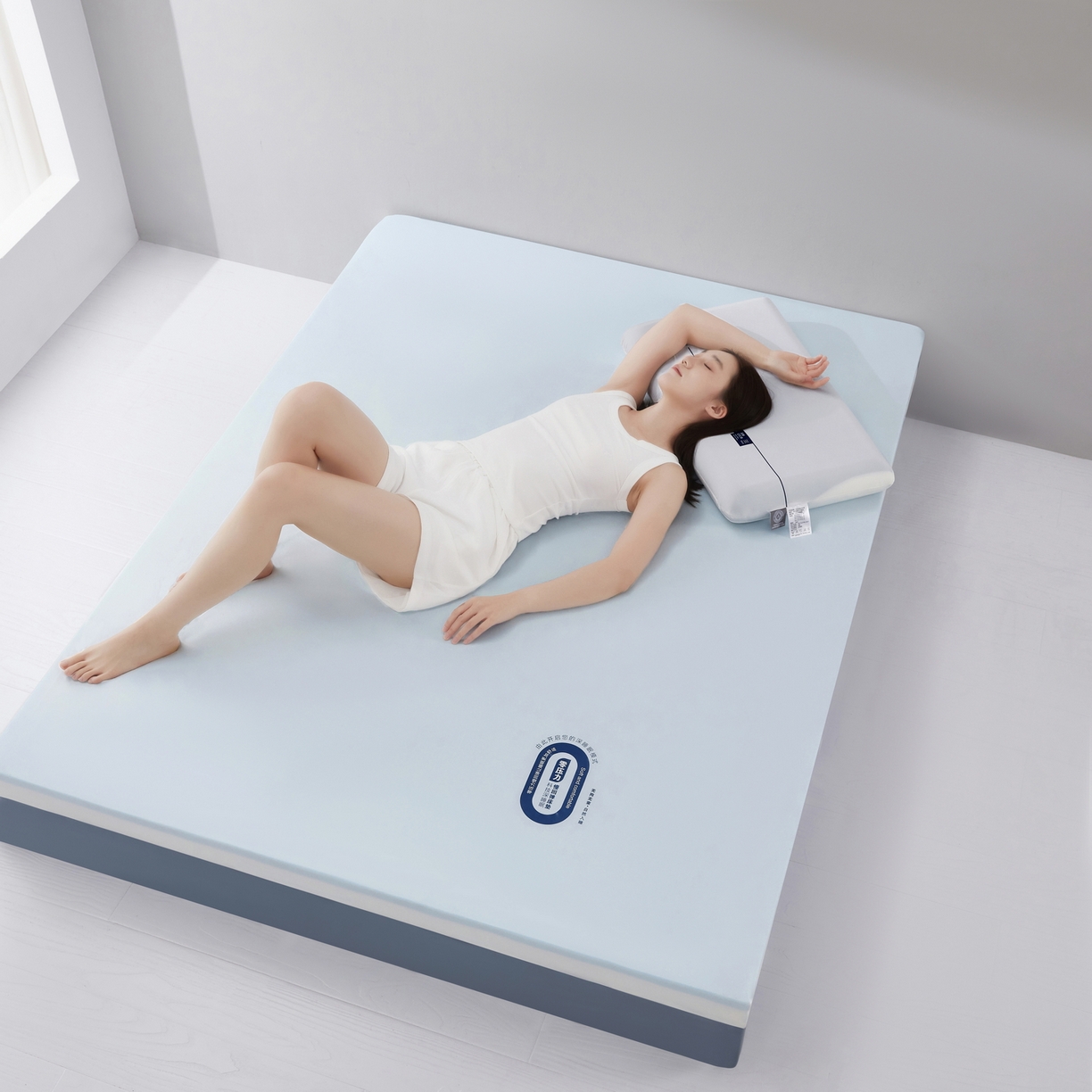 91家纺网 家纺一手货源 找家纺 栩裕纺织 2026新品【某朵同款】星级酒店慢回弹记忆棉床垫 支持定做特殊尺寸 白色