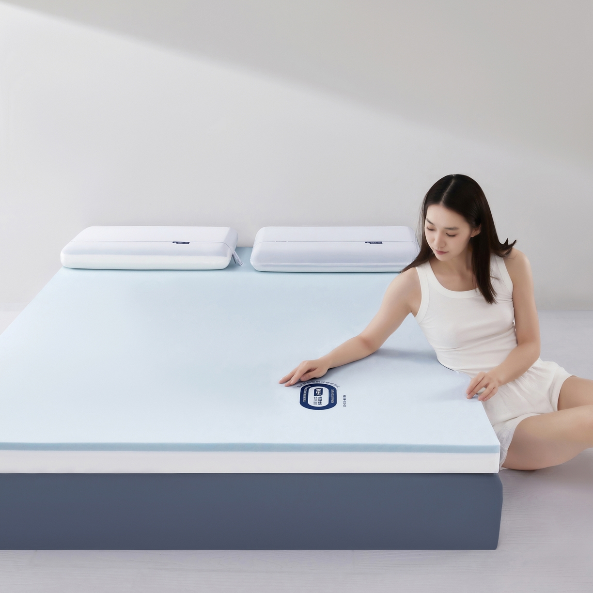 91家纺网 家纺一手货源 找家纺 栩裕纺织 2026新品【某朵同款】星级酒店慢回弹记忆棉床垫 支持定做特殊尺寸 白色