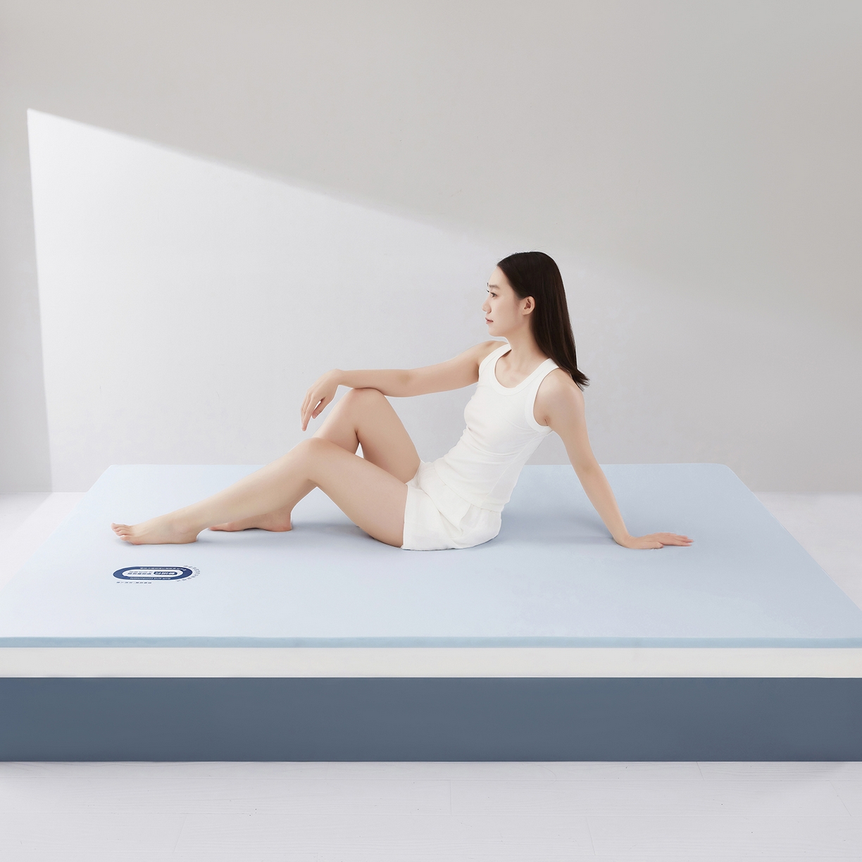 91家纺网 家纺一手货源 找家纺 栩裕纺织 2026新品【某朵同款】星级酒店慢回弹记忆棉床垫 支持定做特殊尺寸 白色