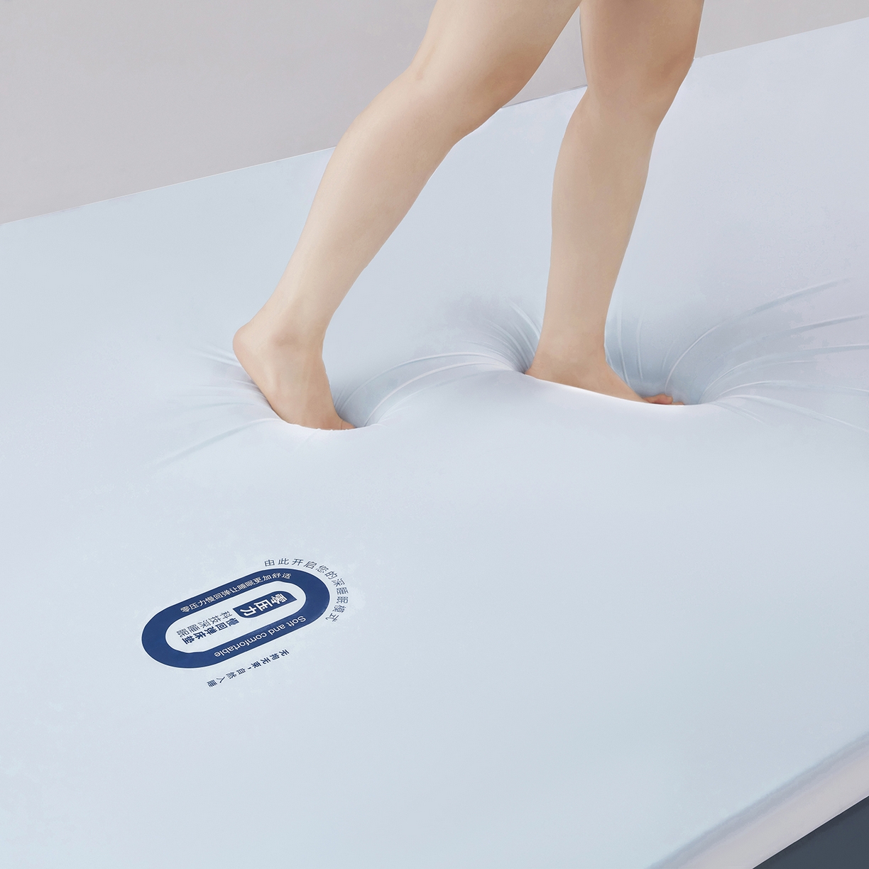 91家纺网 家纺一手货源 找家纺 栩裕纺织 2026新品【某朵同款】星级酒店慢回弹记忆棉床垫 支持定做特殊尺寸 白色