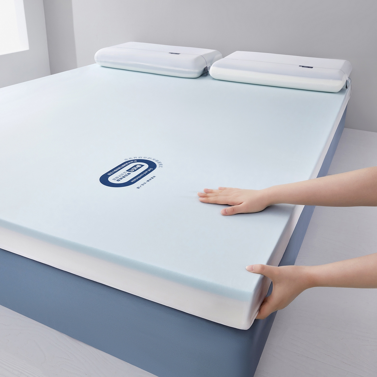 91家纺网 家纺一手货源 找家纺 栩裕纺织 2026新品【某朵同款】星级酒店慢回弹记忆棉床垫 支持定做特殊尺寸 白色