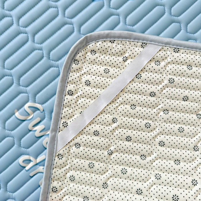 91家纺网 家纺一手货源 找家纺 柒月家居 2026新款凉感丝小清新乳胶凉席 星星月亮