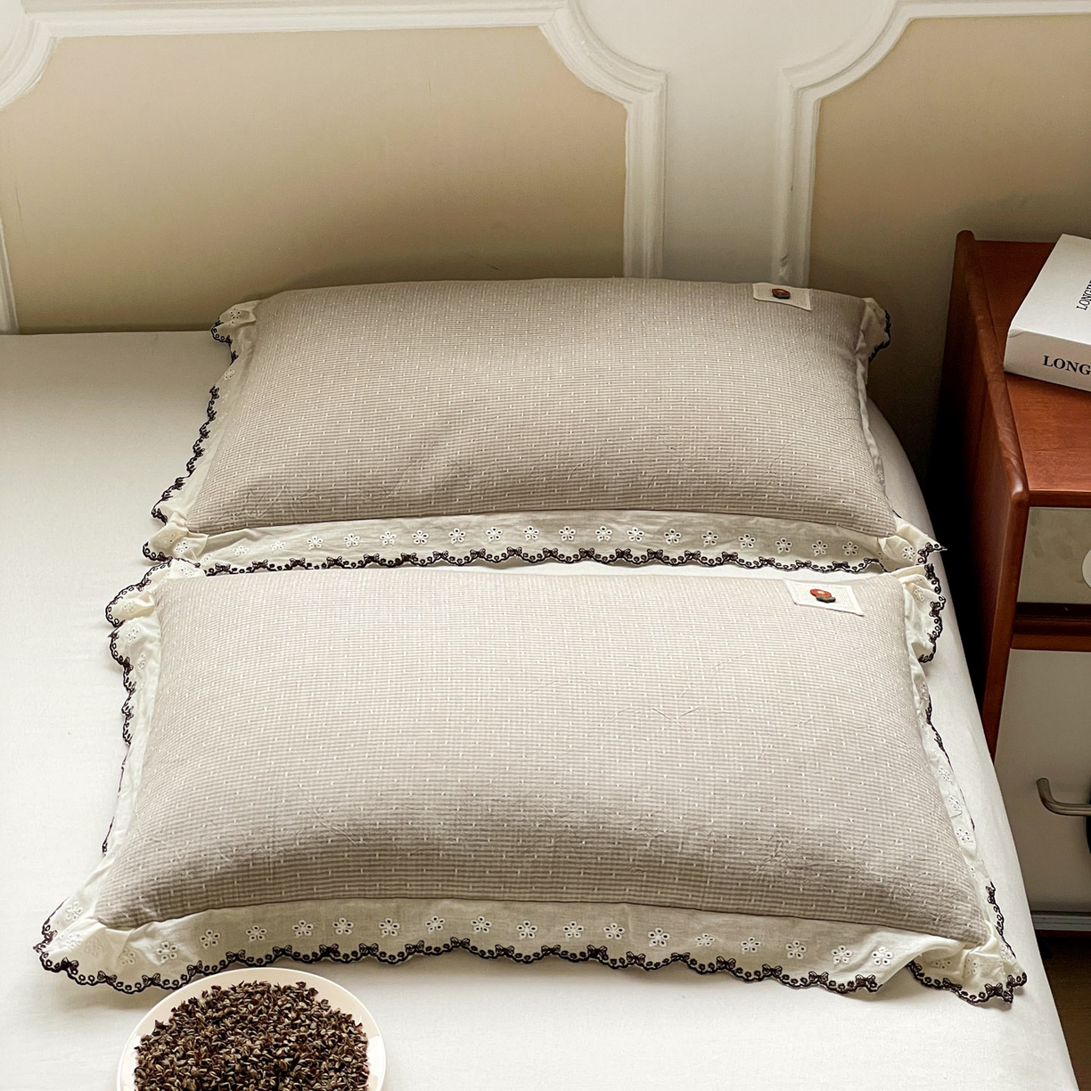 91家纺网 家纺一手货源 找家纺 （总）梦叶草 2026新款全棉马卡龙蕾丝荞麦枕法式风枕枕头枕芯