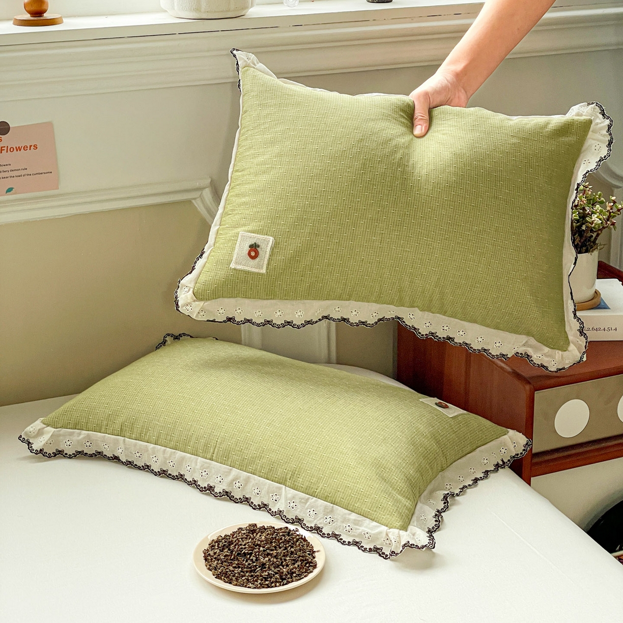 91家纺网 家纺一手货源 找家纺 梦叶草 2026新款全棉马卡龙蕾丝荞麦枕法式风枕枕头枕芯 马卡龙蕾丝荞麦枕-绿色