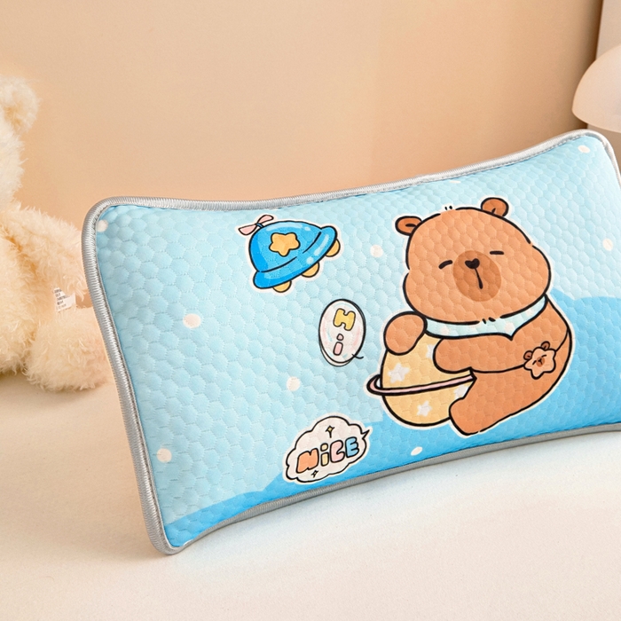 91家纺网 家纺一手货源 找家纺 富馨莱 2026新款儿童幼儿园凉豆豆枕套单枕套枕套单件 卡皮熊