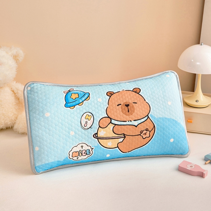 91家纺网 家纺一手货源 找家纺 富馨莱 2026新款儿童幼儿园凉豆豆枕套单枕套枕套单件 卡皮熊