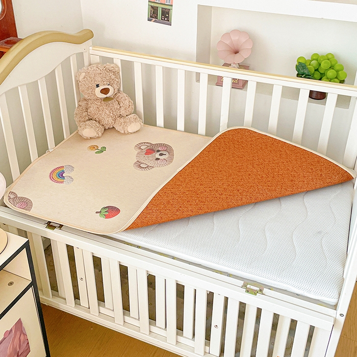 91家纺网 家纺一手货源 找家纺 富馨莱 2026新款幼儿园古藤席冰丝席双面可用儿童凉席双面凉感 彩虹熊