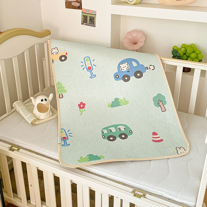 91家纺网 家纺一手货源 找家纺 富馨莱 2026新款幼儿园古藤席冰丝席双面可用儿童凉席双面凉感 开心车队