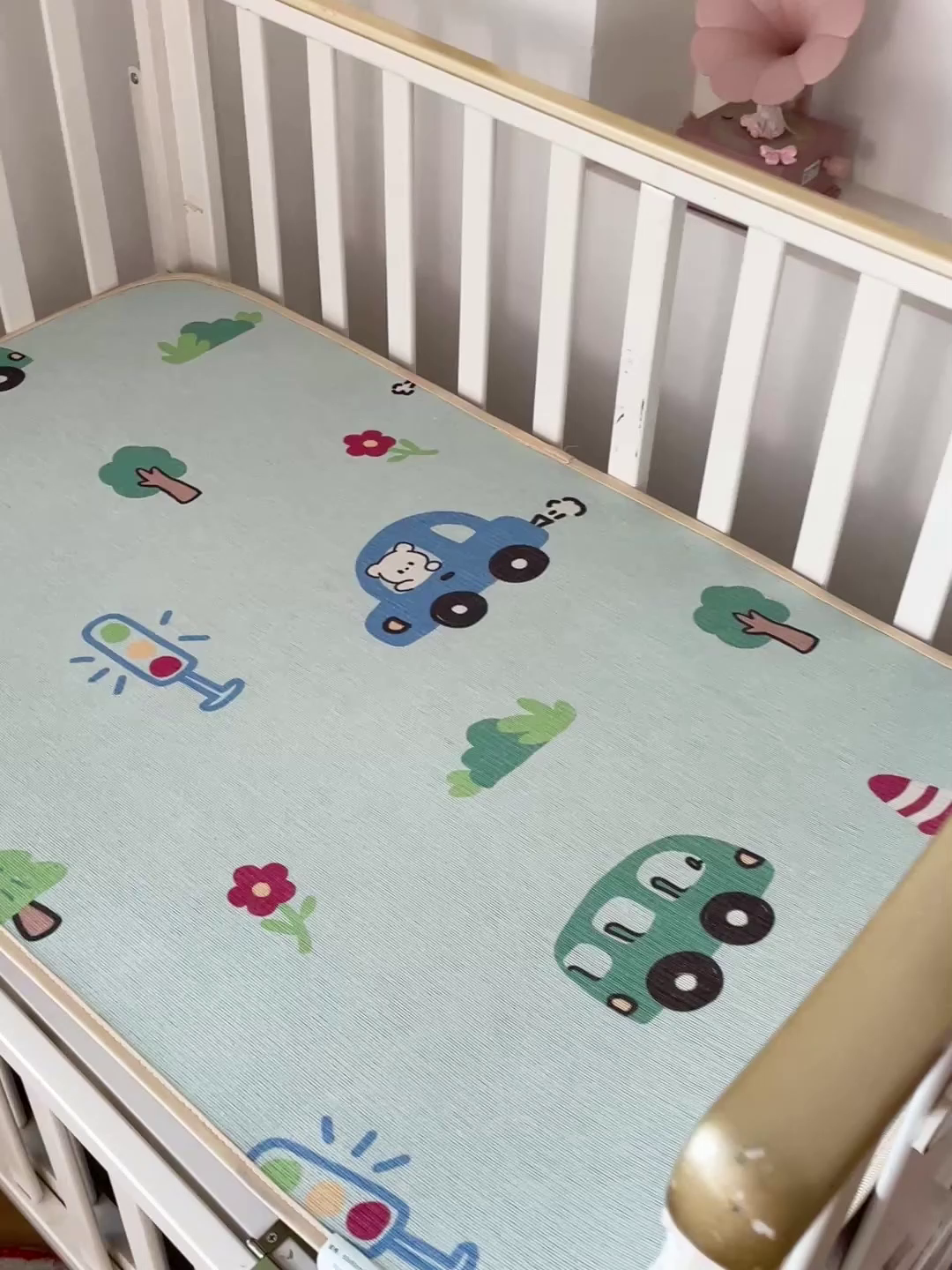 91家纺网 家纺一手货源 找家纺 富馨莱 2026新款幼儿园古藤席冰丝席双面可用儿童凉席双面凉感 开心车队