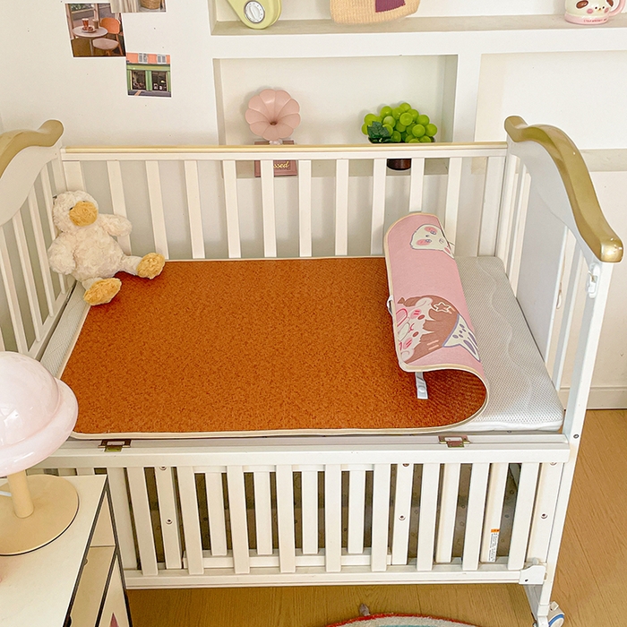 91家纺网 家纺一手货源 找家纺 富馨莱 2026新款幼儿园古藤席冰丝席双面可用儿童凉席双面凉感 可爱女孩