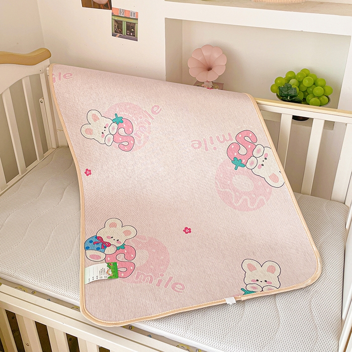 91家纺网 家纺一手货源 找家纺 富馨莱 2026新款幼儿园古藤席冰丝席双面可用儿童凉席双面凉感 糖果兔