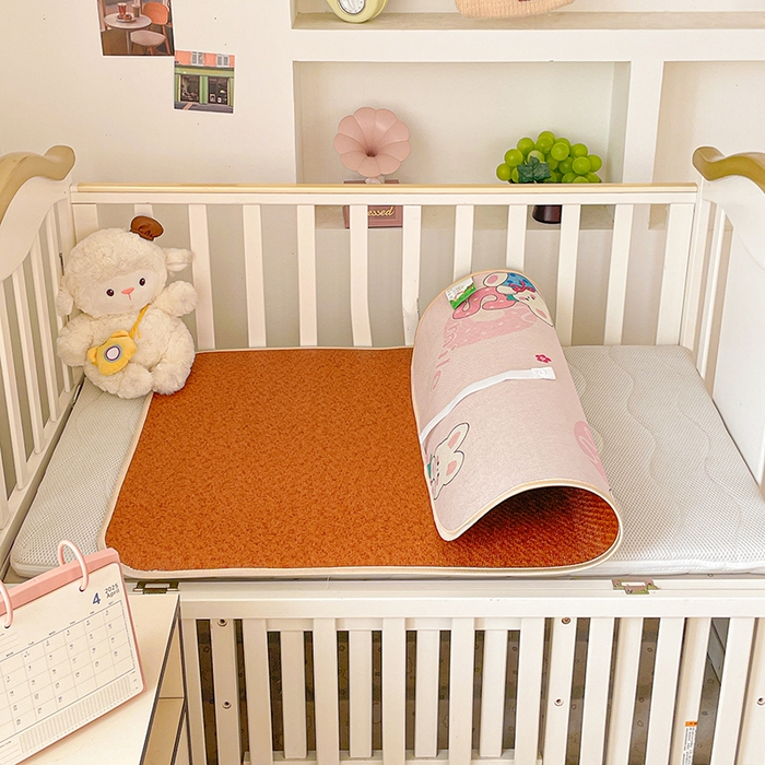 91家纺网 家纺一手货源 找家纺 富馨莱 2026新款幼儿园古藤席冰丝席双面可用儿童凉席双面凉感 糖果兔