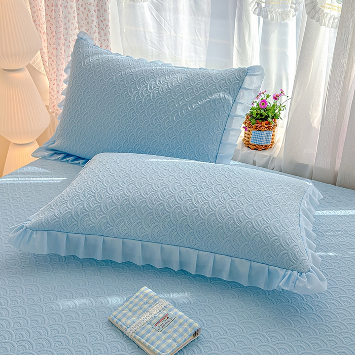 91家纺网 家纺一手货源 找家纺 （总）冬然家纺 2026新款【快乐熊 云朵纹系列】冰豆豆凉席床裙款