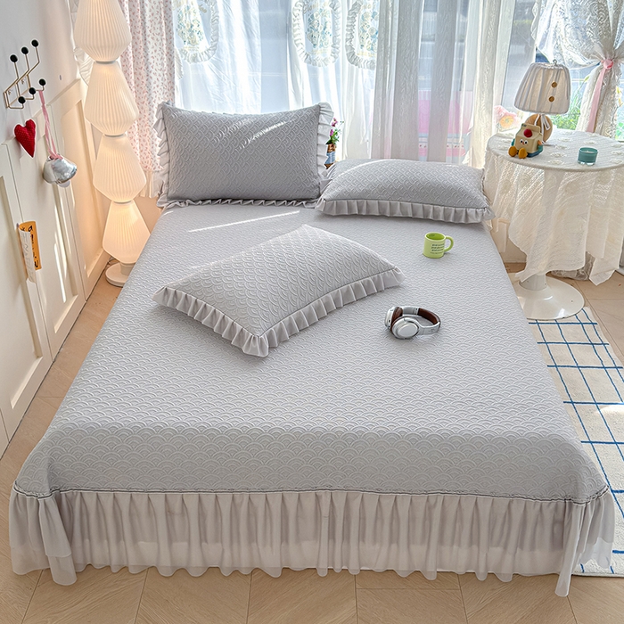 91家纺网 家纺一手货源 找家纺 （总）冬然家纺 2026新款【快乐熊 云朵纹系列】冰豆豆凉席床裙款