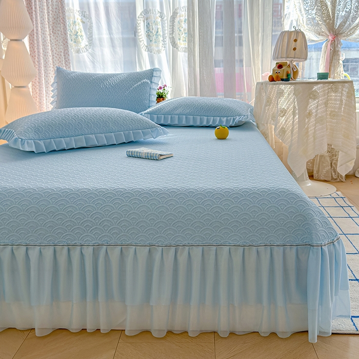 91家纺网 家纺一手货源 找家纺 冬然家纺 2026新款【快乐熊 云朵纹系列】冰豆豆凉席床裙款 云朵纹-蓝