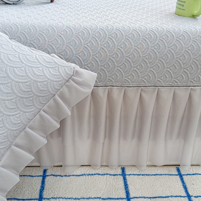 91家纺网 家纺一手货源 找家纺 冬然家纺 2026新款【快乐熊 云朵纹系列】冰豆豆凉席床裙款 云朵纹-灰