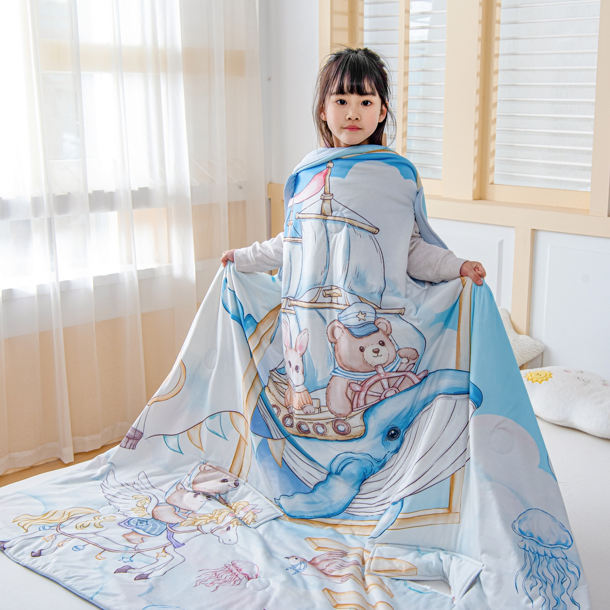 91家纺网 家纺一手货源 找家纺 吉咪兔家纺 2026新款桑蚕丝护肚防踢睡袋多功能盖毯宝宝夏被拥抱被儿童夏被儿童防踢被 鲸鱼飞船