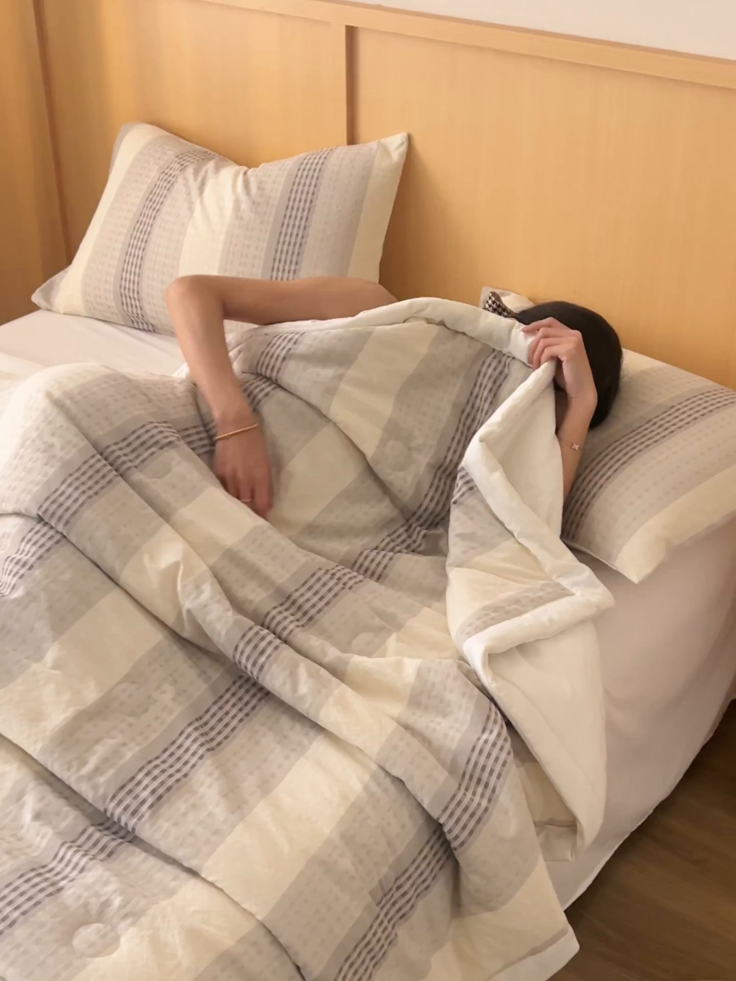 91家纺网 家纺一手货源 找家纺 简如 2026新款色织提花新疆棉花夏凉被四件套-织雅系列 织雅-灰