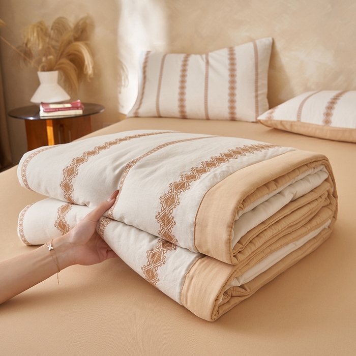 91家纺网 家纺一手货源 找家纺 简如 2026新款里外全棉色织提花新疆棉花夏凉被四件套详-简条系列 简条-米驼