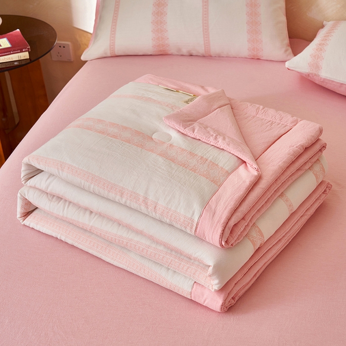 91家纺网 家纺一手货源 找家纺 简如 2026新款里外全棉色织提花新疆棉花夏凉被四件套详-简条系列 简条-粉