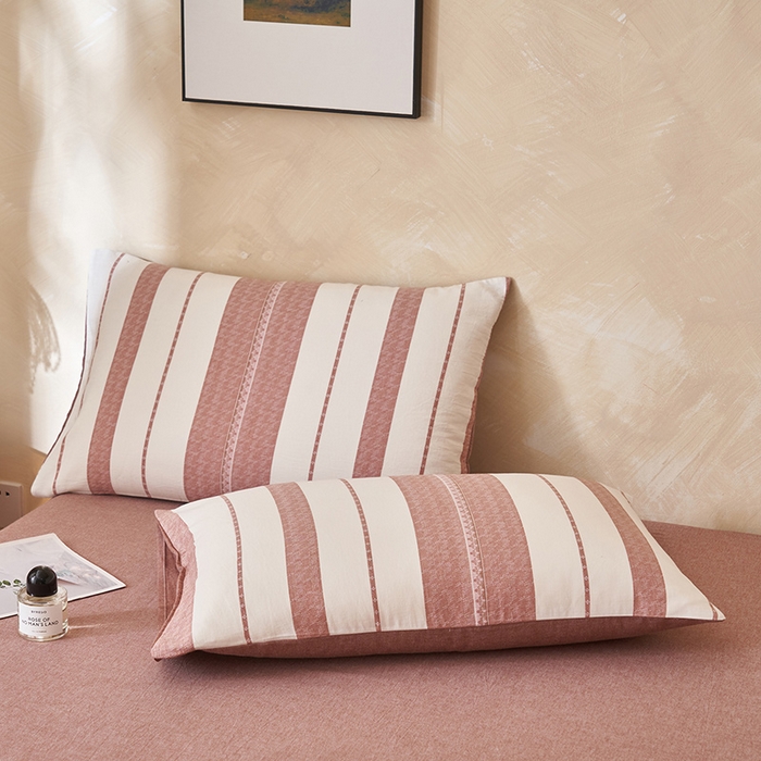 91家纺网 家纺一手货源 找家纺 简如 2026新款里外全棉色织提花新疆棉花夏凉被四件套详-简条系列 千鸟格-酒红