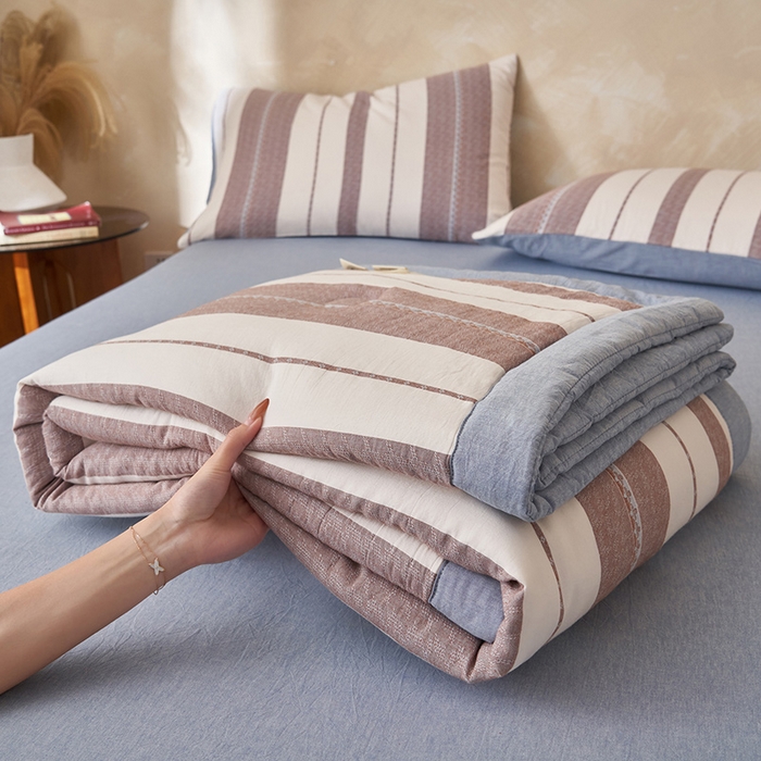 91家纺网 家纺一手货源 找家纺 简如 2026新款里外全棉色织提花新疆棉花夏凉被四件套详-简条系列 千鸟格-蓝