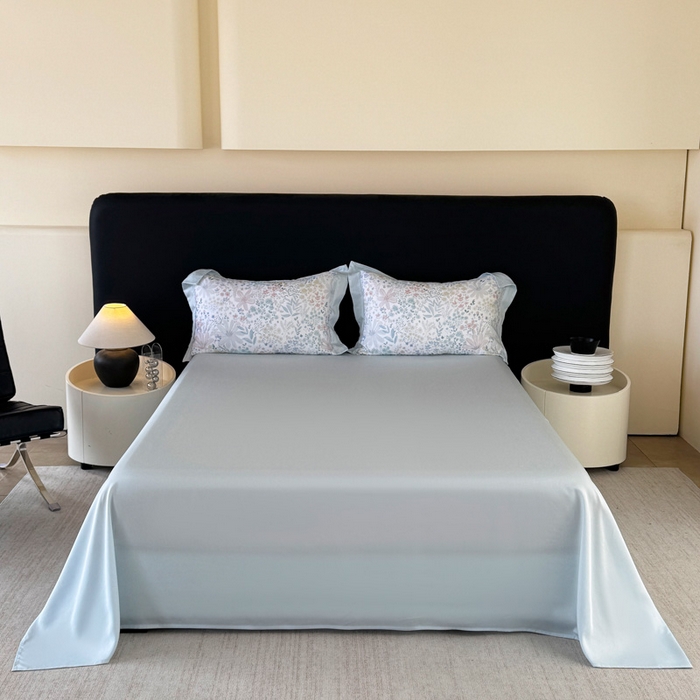 91家纺网 家纺一手货源 找家纺 梵克保罗 2026春夏新款莱赛尔天丝夏被嵌绳款数码印花单夏被夏被四件套夏凉被单枕套 星丛