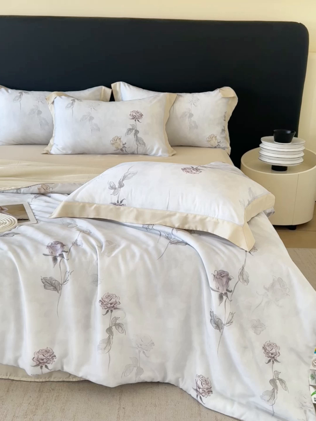 91家纺网 家纺一手货源 找家纺 （总）梵克保罗 2026春夏新款莱赛尔天丝夏被嵌绳款数码印花单夏被夏被四件套夏凉被单枕套