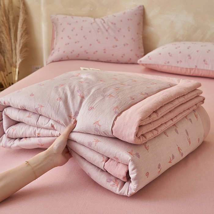 91家纺网 家纺一手货源 找家纺 简如 2026新款全棉60提花里外纯棉棉花夏凉被四件套 芬芳紫红