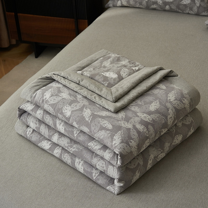 91家纺网 家纺一手货源 找家纺 简如 2026新款全棉60提花里外纯棉棉花夏凉被四件套 层林尽染-灰