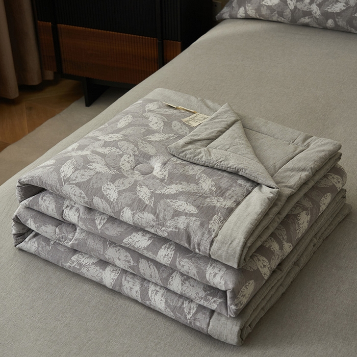 91家纺网 家纺一手货源 找家纺 简如 2026新款全棉60提花里外纯棉棉花夏凉被四件套 层林尽染-灰