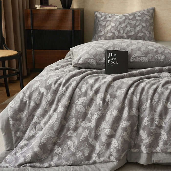 91家纺网 家纺一手货源 找家纺 简如 2026新款全棉60提花里外纯棉棉花夏凉被四件套 层林尽染-灰
