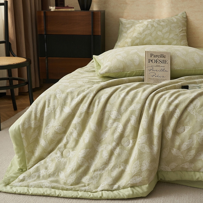 91家纺网 家纺一手货源 找家纺 简如 2026新款全棉60提花里外纯棉棉花夏凉被四件套 层林尽染-绿