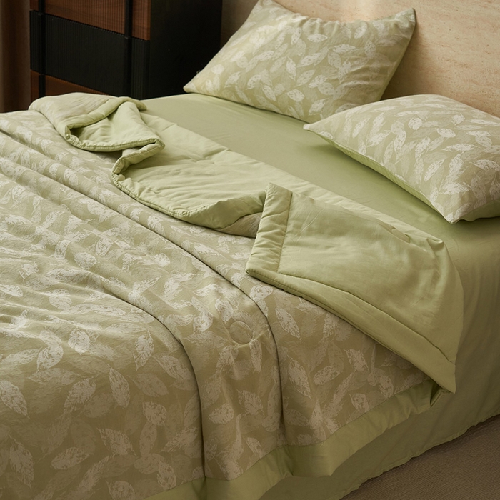 91家纺网 家纺一手货源 找家纺 简如 2026新款全棉60提花里外纯棉棉花夏凉被四件套 层林尽染-绿