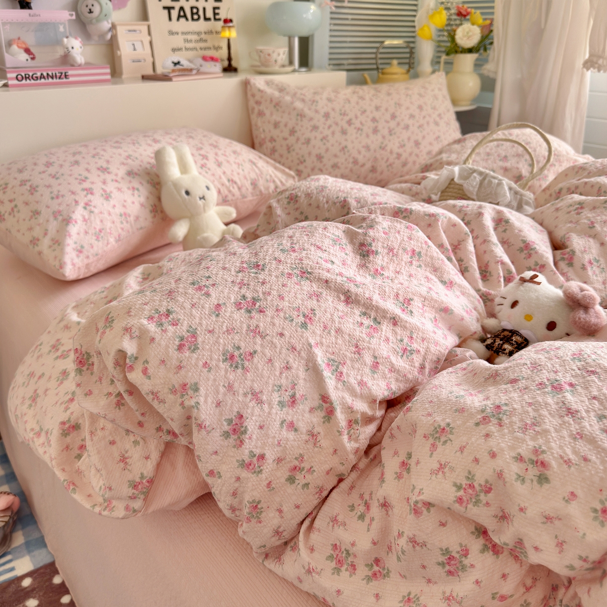 91家纺网 家纺一手货源 找家纺 铺尚美家纺 2026新款小清新110g高品质直播热卖款A类泡芙棉双层纱四件套 蔷薇絮