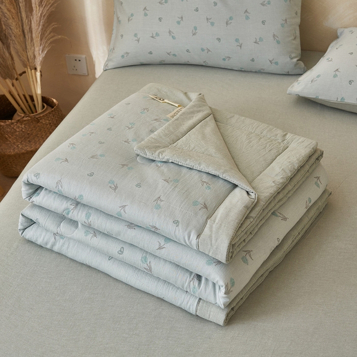 91家纺网 家纺一手货源 找家纺 简如 2026新款全棉60提花里外纯棉棉花夏凉被四件套 芬芳-绿灰